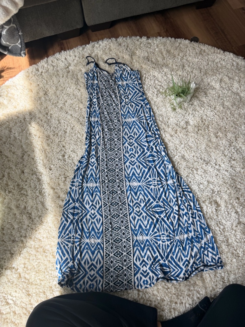 Massimo Blue and White Patterned Maxi Dress with Black Center Panel